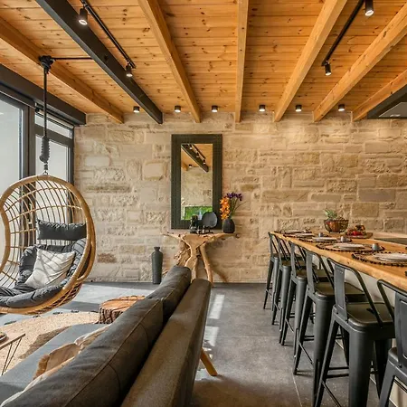 Armenus, Private Pool, Garden, Bbq *