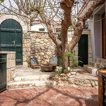 Armenus, Private Pool, Garden, Bbq Villa *