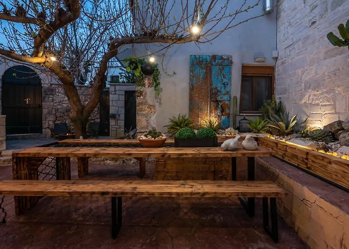 Armenus, Private Pool, Garden, Bbq * 하니아