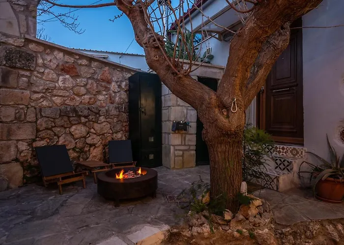 빌라 Armenus, Private Pool, Garden, Bbq 하니아