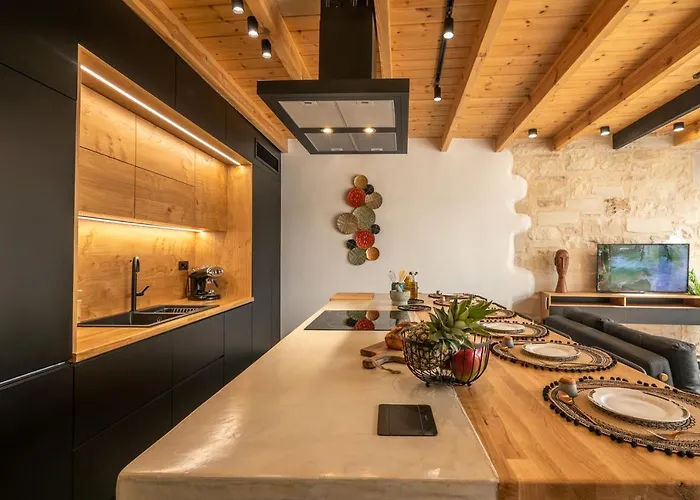 Armenus, Private Pool, Garden, Bbq 빌라