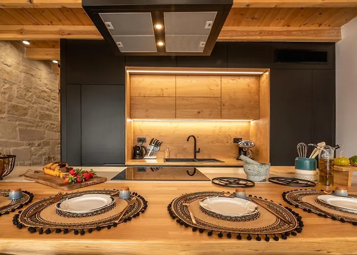 Armenus, Private Pool, Garden, Bbq * 하니아