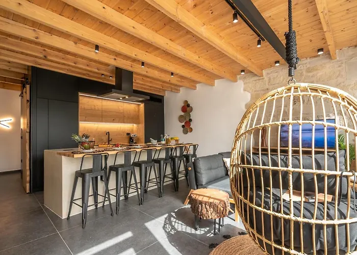 Armenus, Private Pool, Garden, Bbq