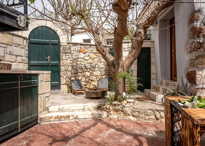 Armenus, Private Pool, Garden, Bbq 빌라 *