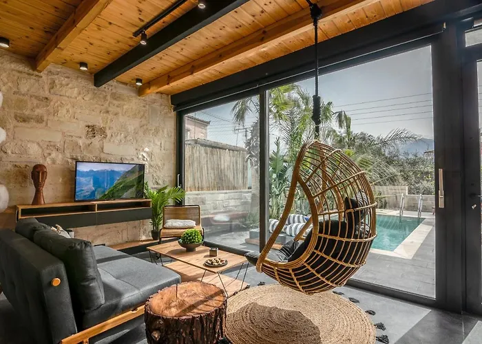 Armenus, Private Pool, Garden, Bbq