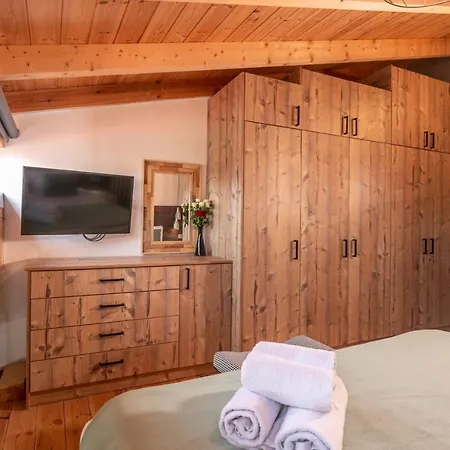 Armenus, Private Pool, Garden, Bbq 빌라 *