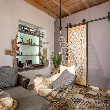 Armenus, Private Pool, Garden, Bbq *