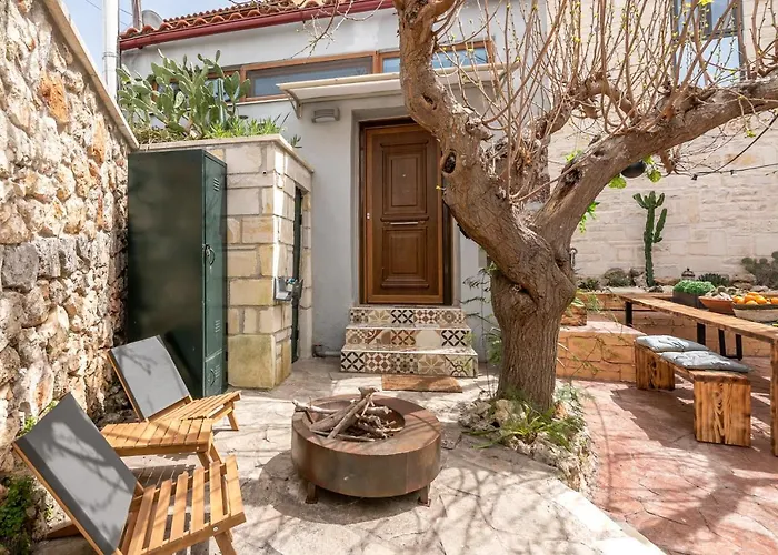 ヴィラ Armenus, Private Pool, Garden, Bbq *