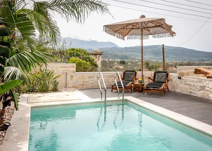 Armenus, Private Pool, Garden, Bbq ヴィラ ハニア